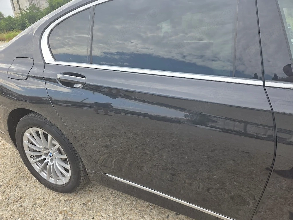 Usa spate stanga dreapta BMW seria 7 G12 long lung