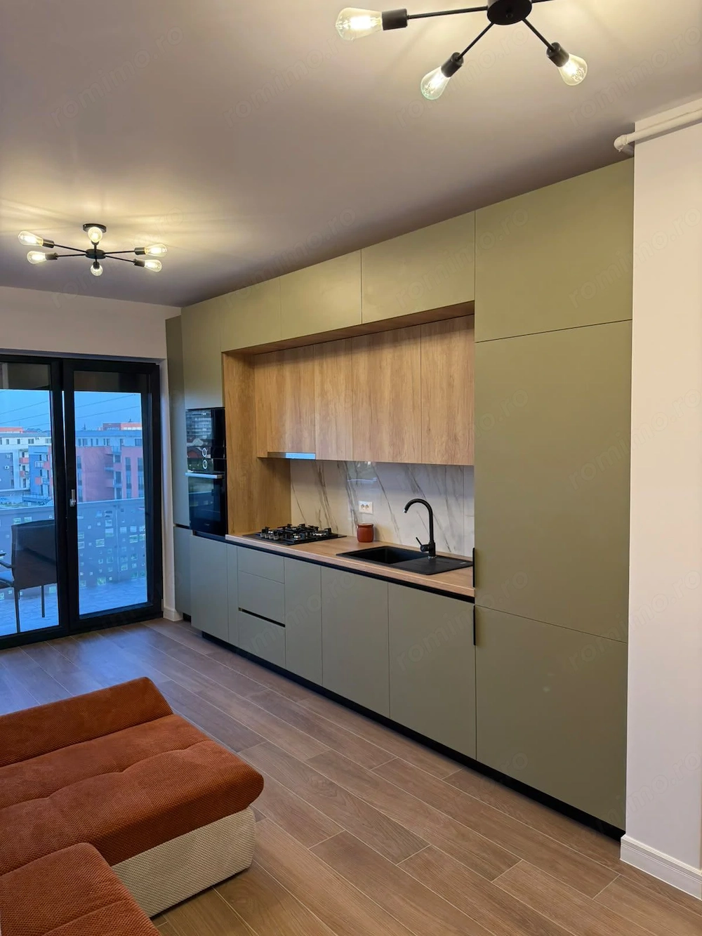 Apartament  2 camere, piscina,  parcare subteran, Torontalului