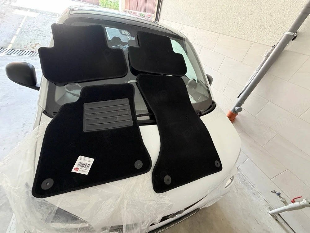 Covorașe NOI Audi A4 B8 2008–2015 MTM Italy – set 4 bucăți