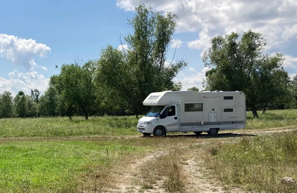 Vând autorulotă spațioasă Fiat Ducato Elnagh