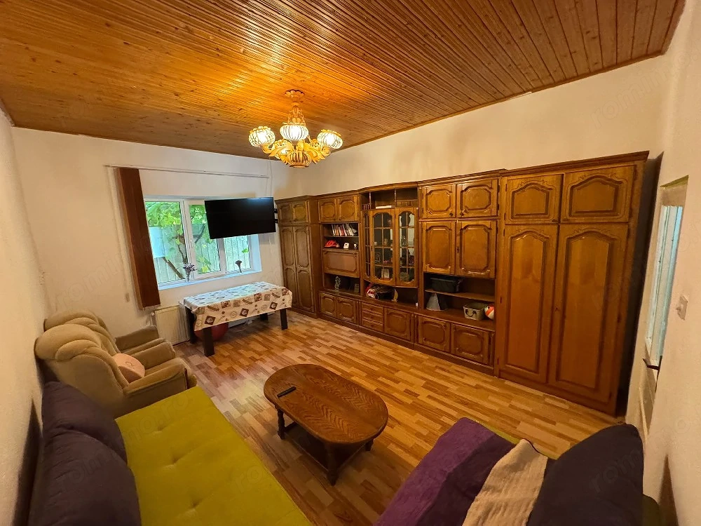 Casă locuibilă+ teren!