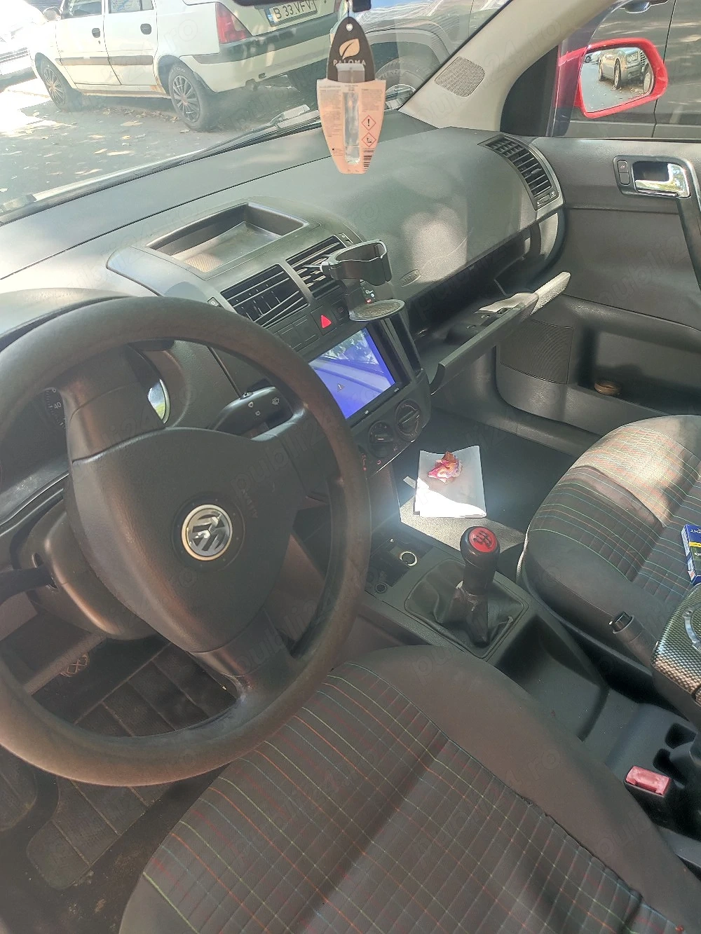 vând Volkswagen polo motor de 1 2 benzina gpl consum mic acte valabile 