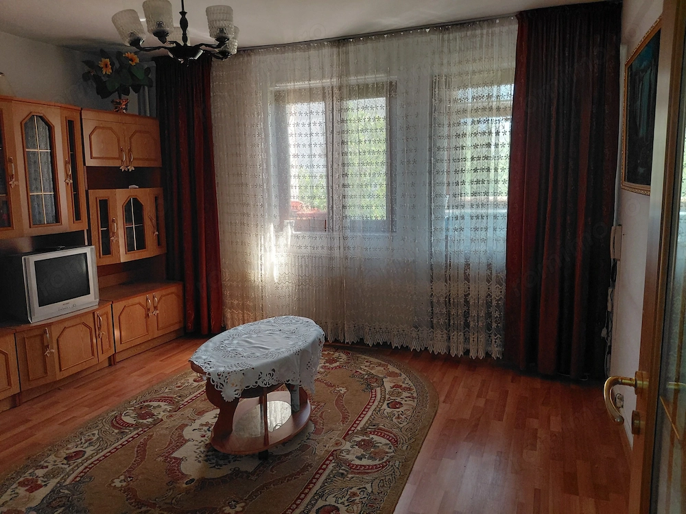 ⭐ OCAZIE în Micro 19! Apartament 2 Camere, Decomandat, Etaj 3/10