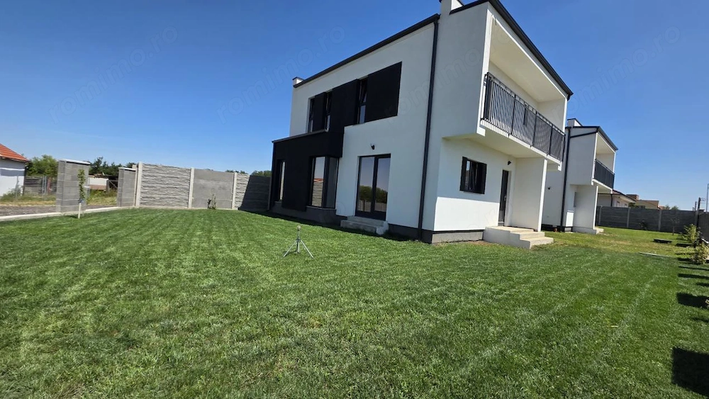 Duplex 5 camere | despartit prin garaj| 117 mp utili | teren 340 mp | Dumbravita