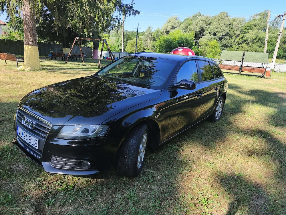 Audi a4 b8 2.0 tdi an 2012 ,VARIANTE AUTO !