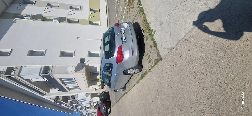 Opel de vânzare. 