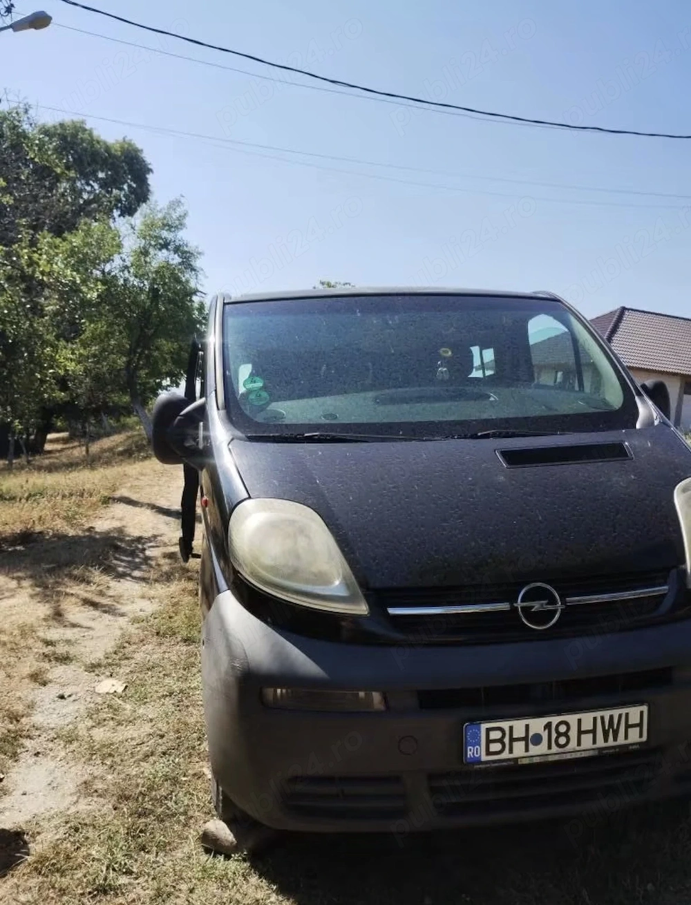 Opel Vivaro - dubă în stare foarte bună 