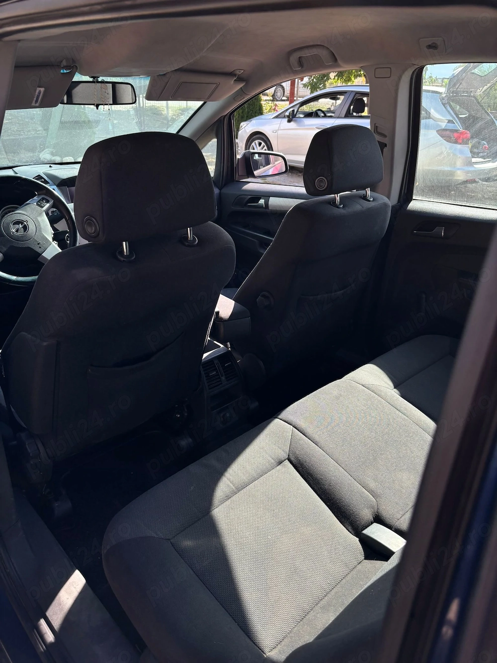 Opel Zafira B 
