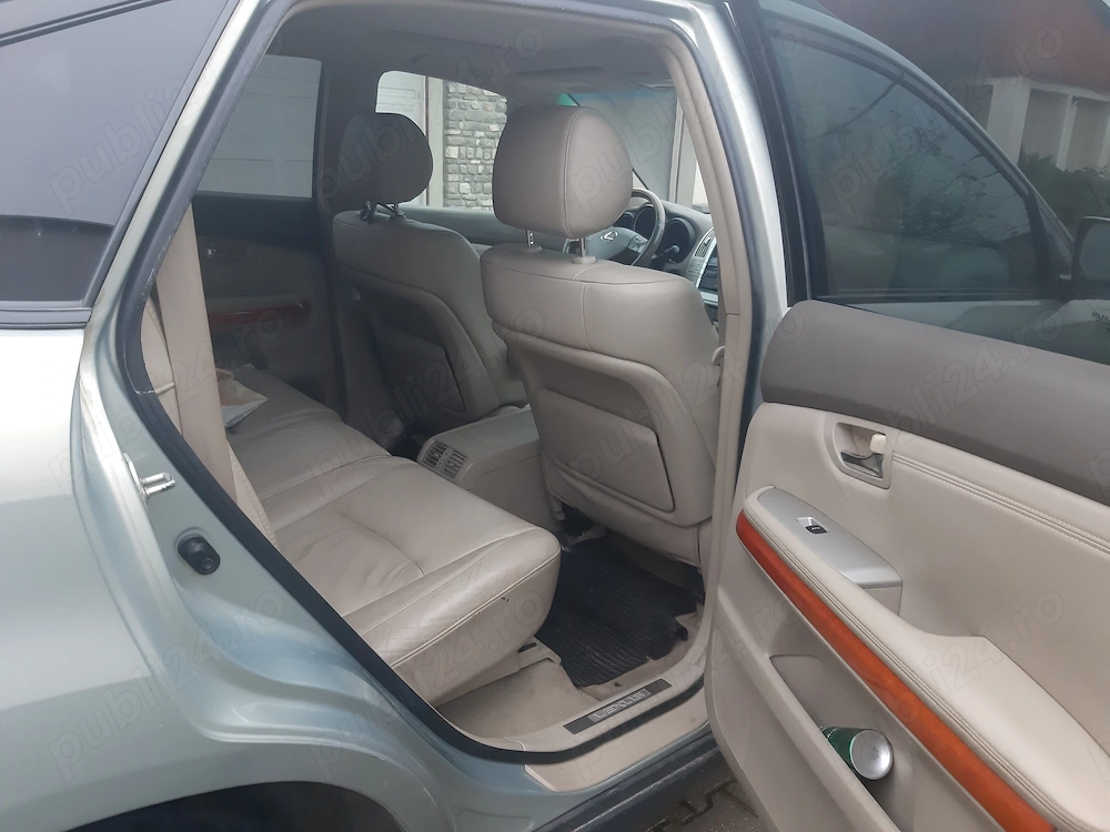 Lexus 350 RX  radiat in stare perfecta de functionare