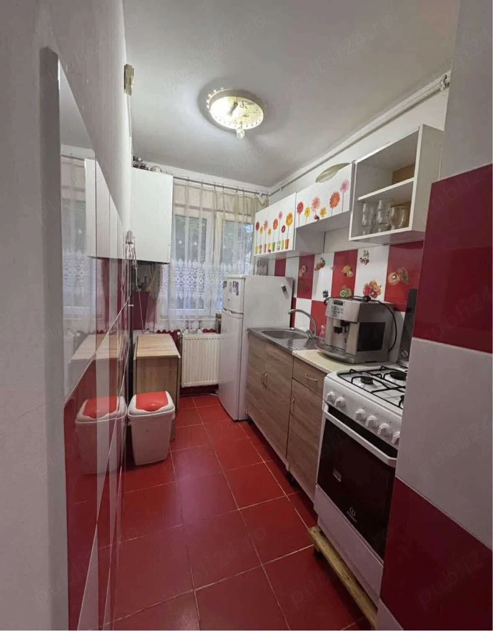 inchiriez apartament 2 camere