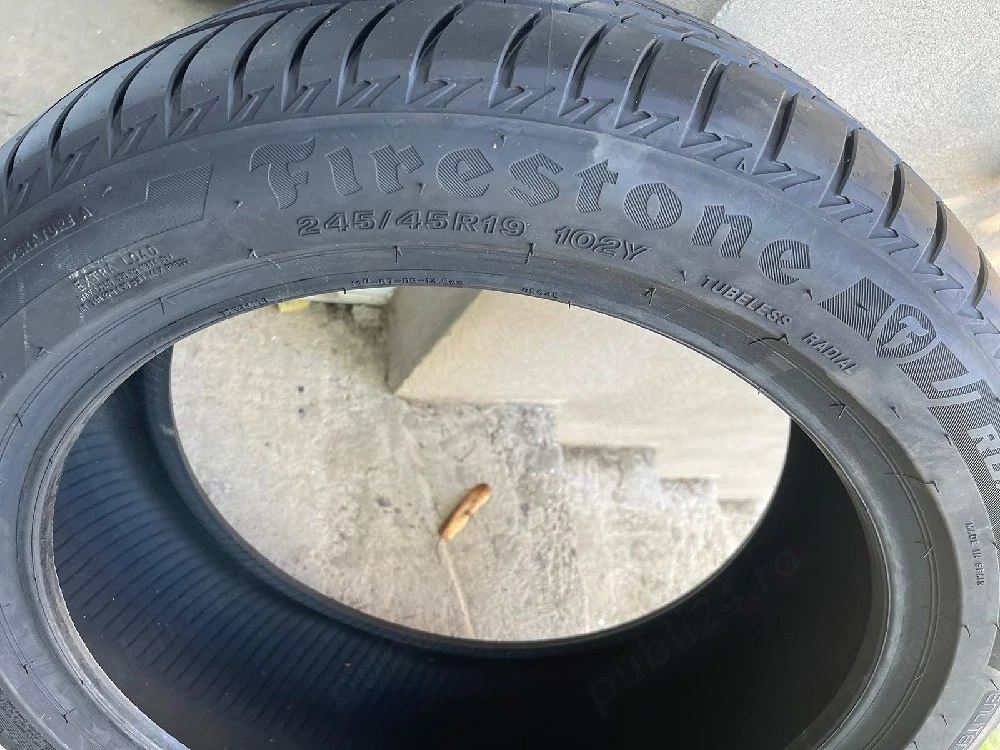 De vanzare 2 buc Anvelope noi, marca Firestone