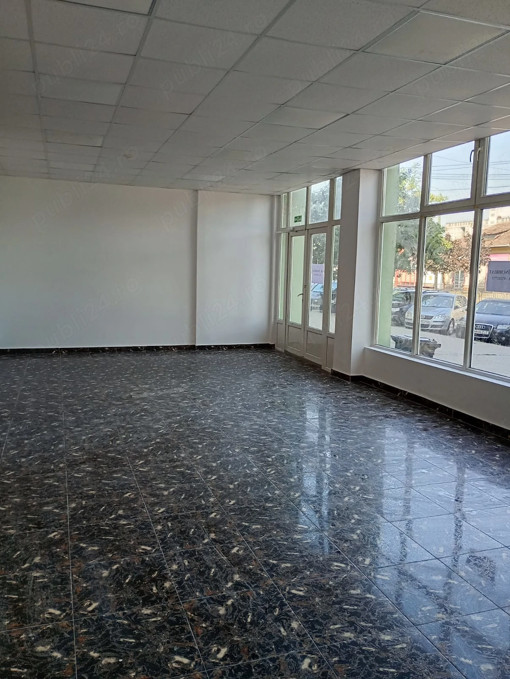 Spatiu comercial  SAD 110 mp.str.Ion Barac-Dambovita
