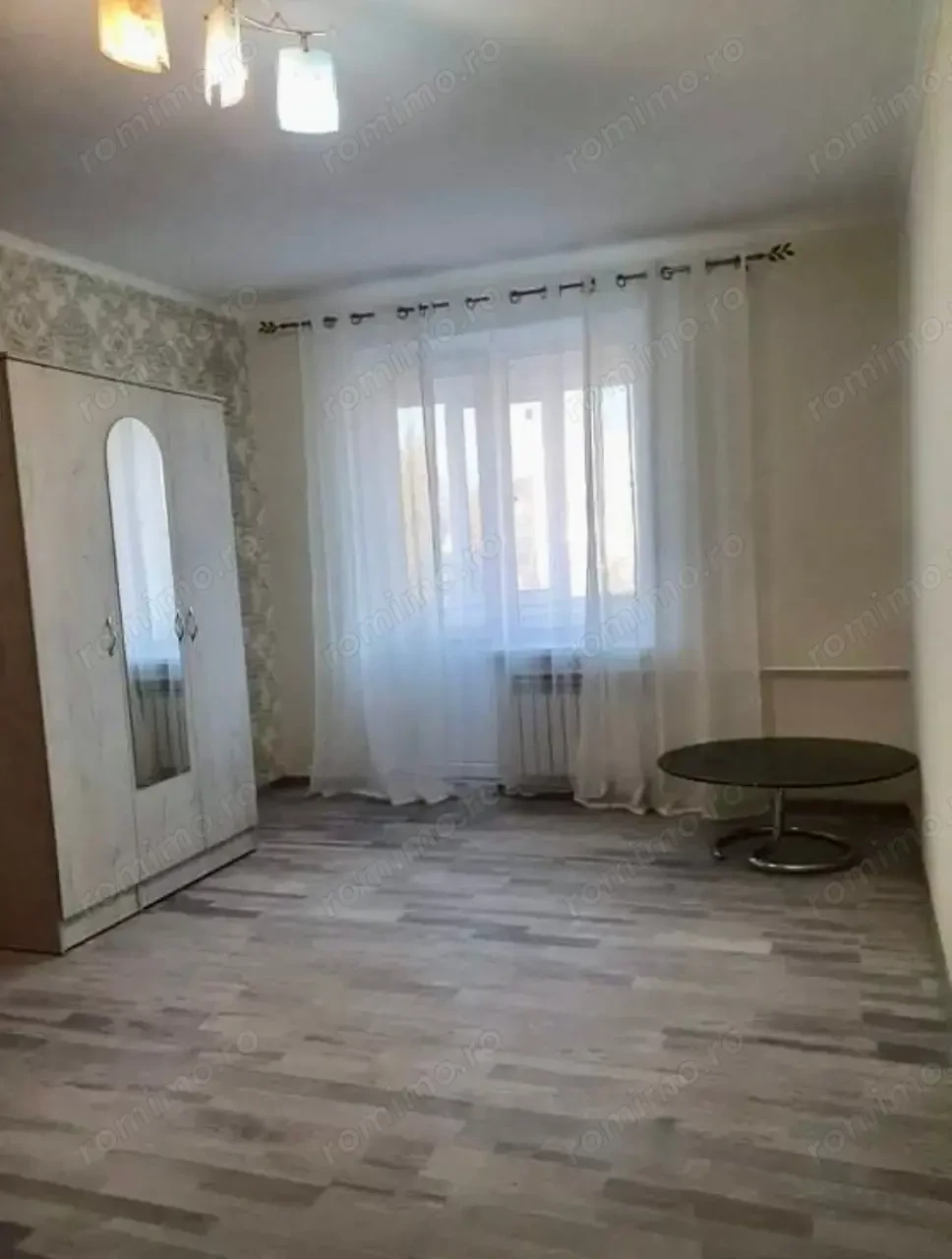 De inchiriat apartament cu o camera in zona Complexului Studentesc