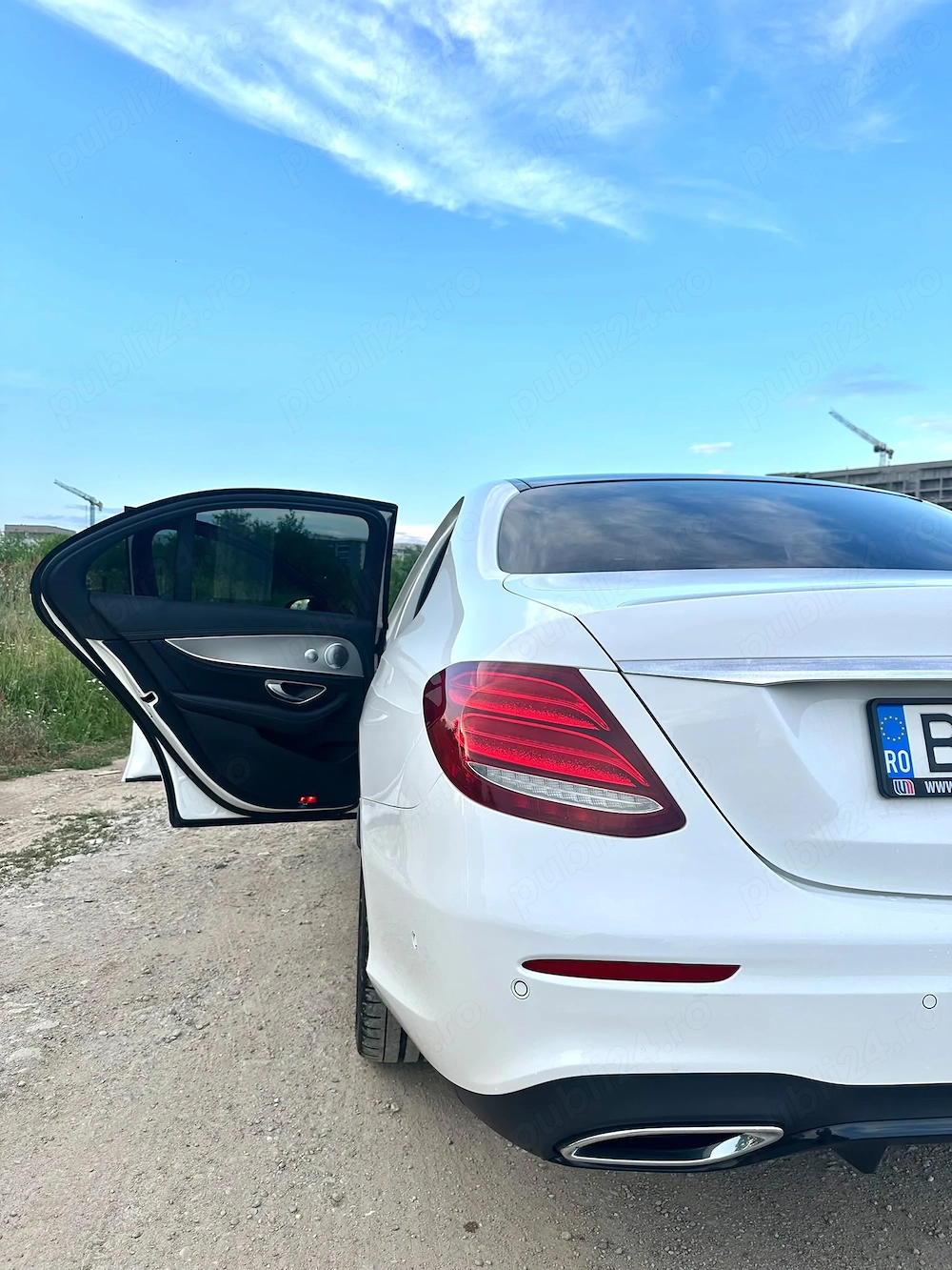 Mercedes-Benz E400d 4MATIC AMG Line | Burmester | Panorama | Distronic