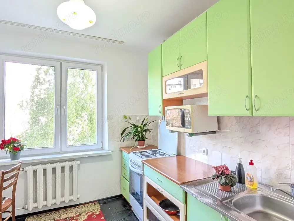 De inchiriat apartament cu 2 camere zona Girocului