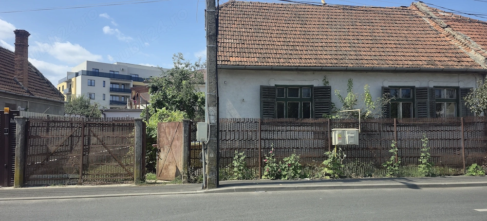 CASA SI CURTE de vanzare la Sibiu