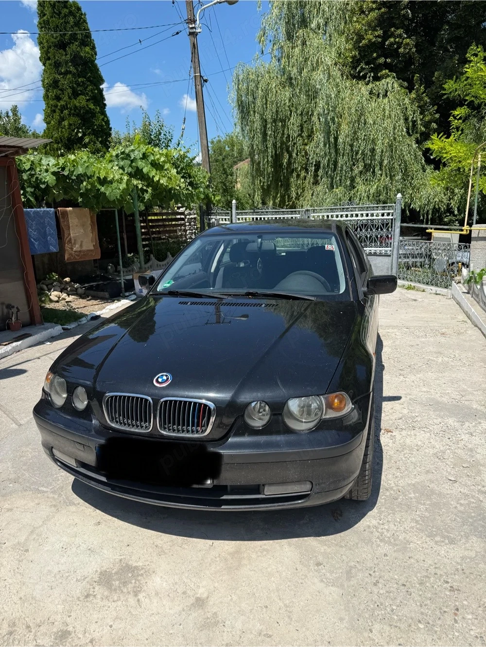 Vând sau Schimb BMW E46 Compact 2004 2.0L benzina 