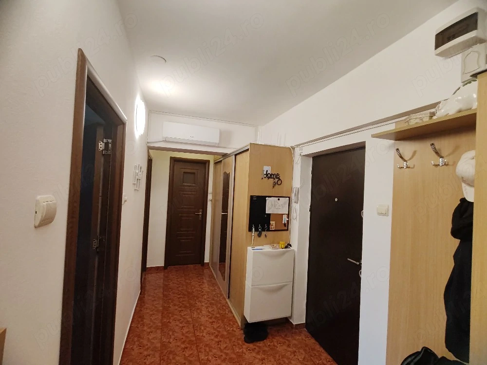 Inchiriez apartament 2 camere