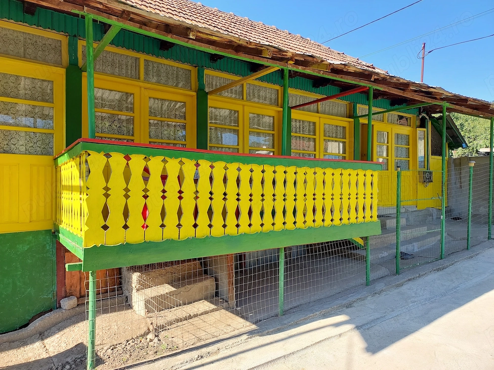 Vând casa cu terenul aferent în com. Cungrea, jud. Olt