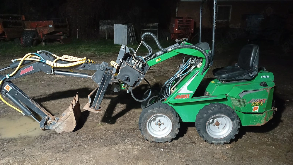 Vând tractor 