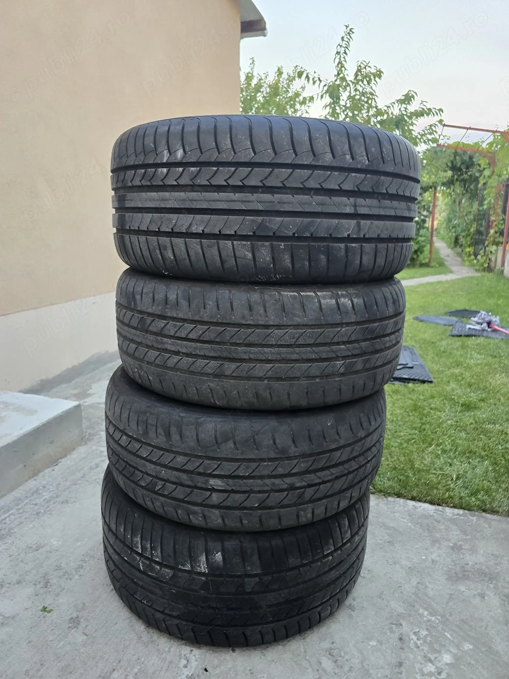 Set cauciucuri de vara Goodyear 275/40 R19