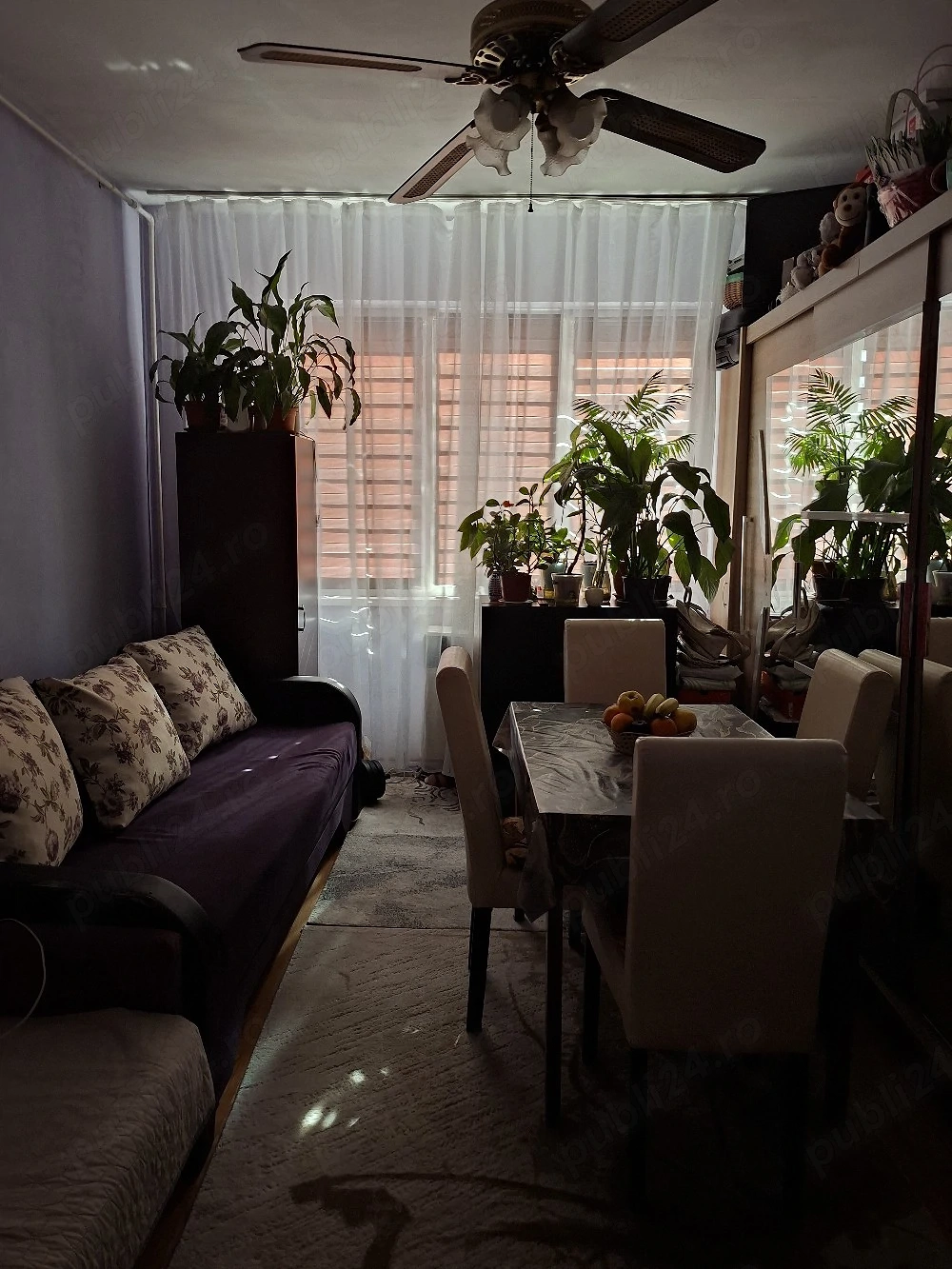 Garsoniera de vanzare