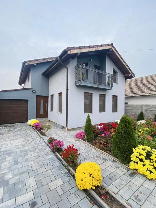 Casa individuala, 180 mp, 860mp teren, complet mobilata- Sanmihaiu German 