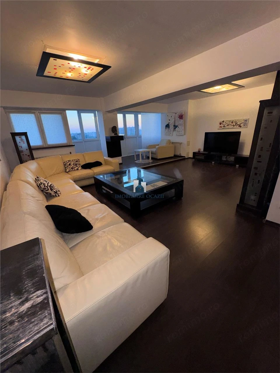 Apartament 4 Camere Semidecomandat Piata Sudului