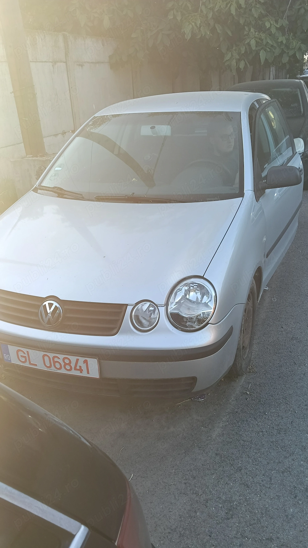 Vând urgent detalii la numărul de telefon 