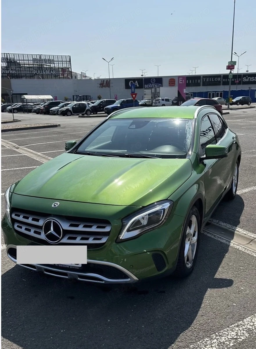 Vând Mercedes-Benz GLA 220 d 4MATIC 