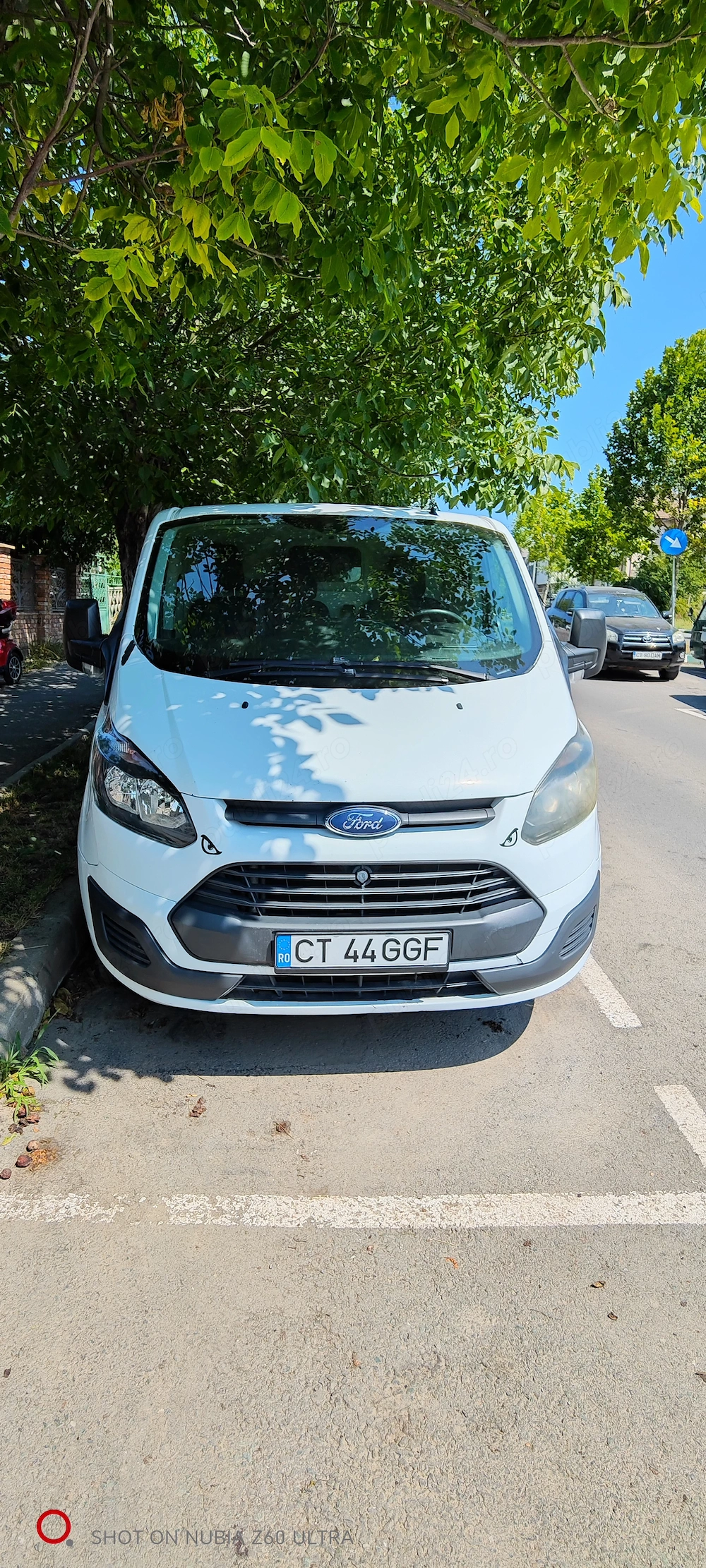 Vând Ford Tranzit Custom 