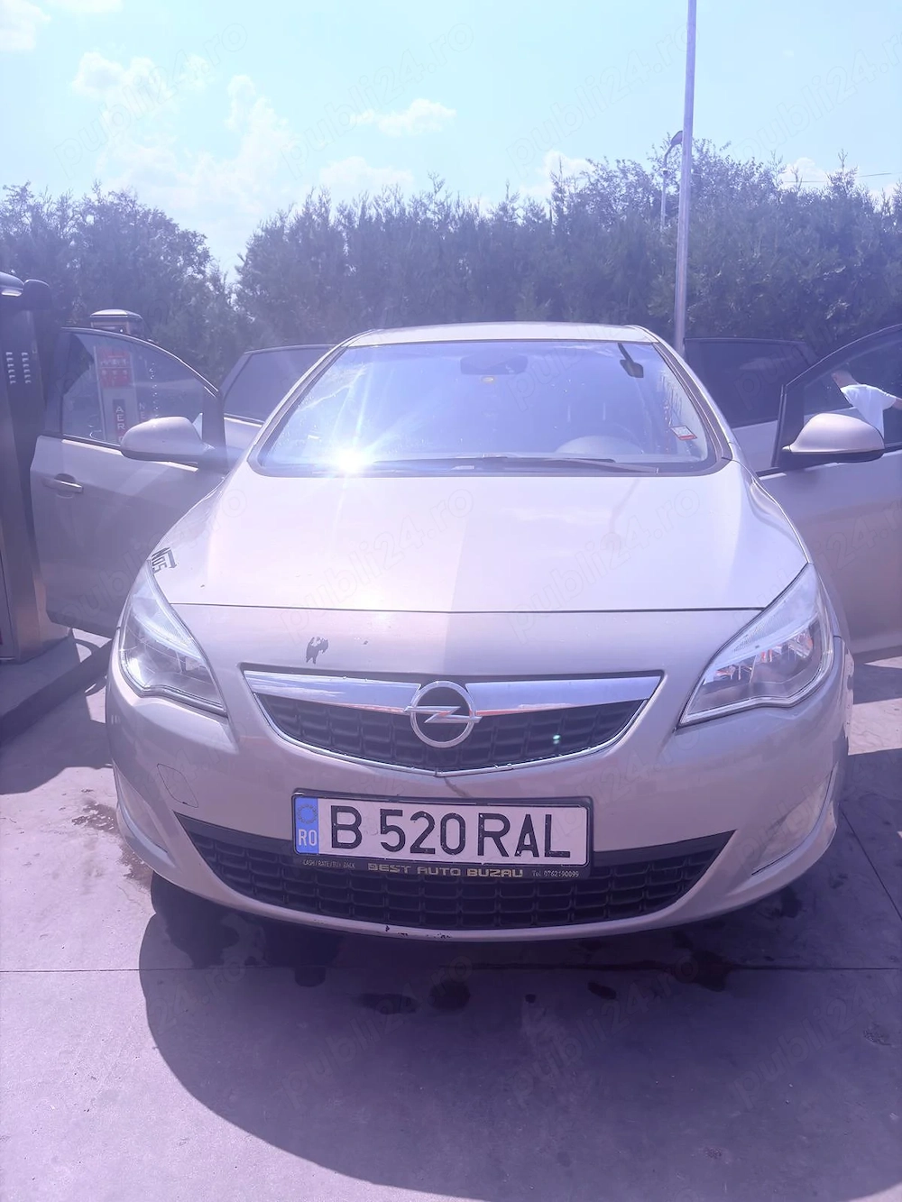 De vanzare opel astra j