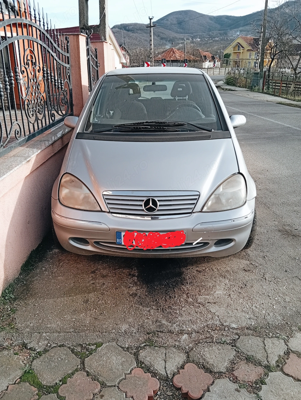 Vând Mercedes A class 