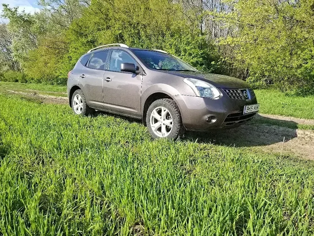 Nissan rogue GPL omologat 4x4 stare foarte bună.84.000 ml