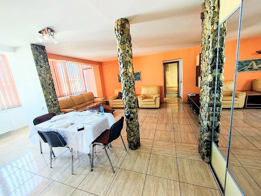Ocazie .Vand apartament cu 3 în Hunedoara, zona Micro 4, 53000 EUR neg 