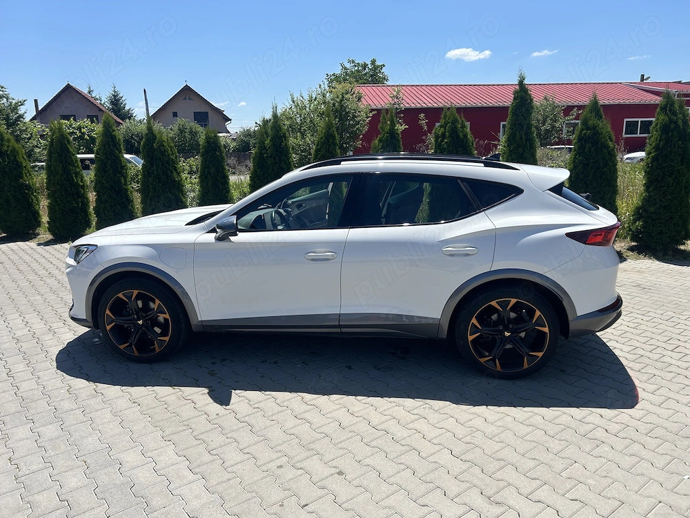 Cupra Formentor 1.4 hybrih  2  km