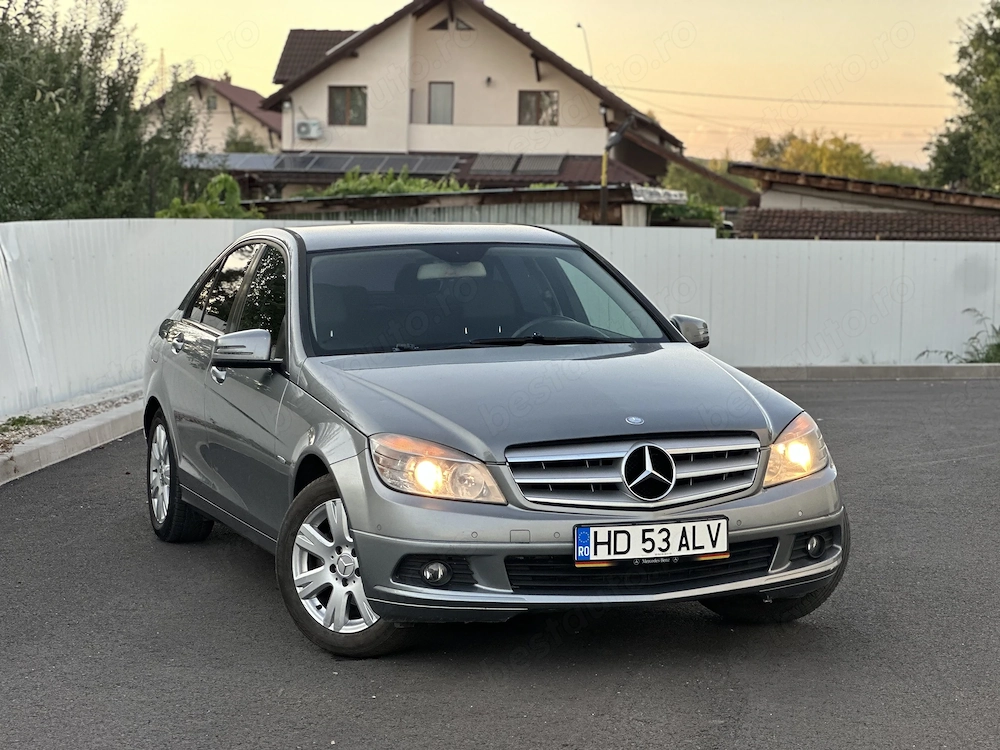 Mercedes-Benz C 200 CDI*2.2 D*navigatie*piele*af.2011*contract+fiscal pe loc