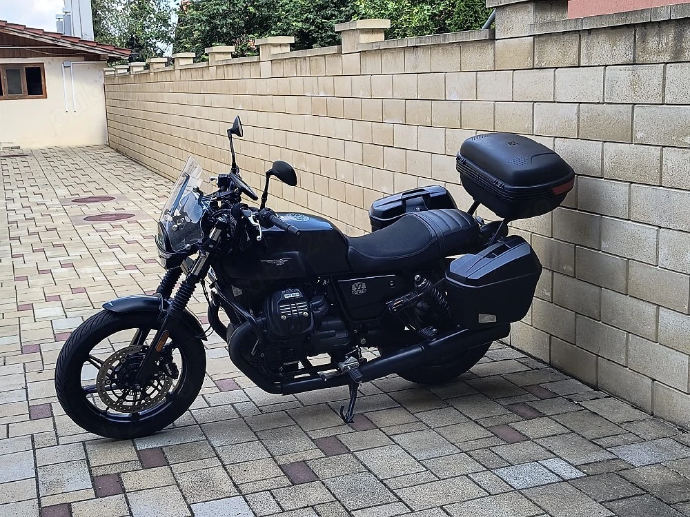 Vand Moto Guzzi V7 Stone Ca NOU-Impecabil