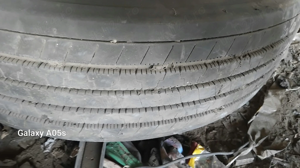 Anvelope 295/80 R22.5