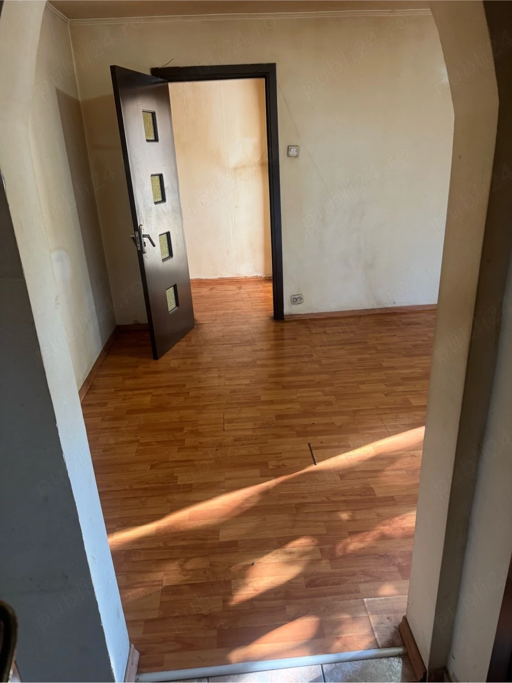 Vând apartament 2 camere
