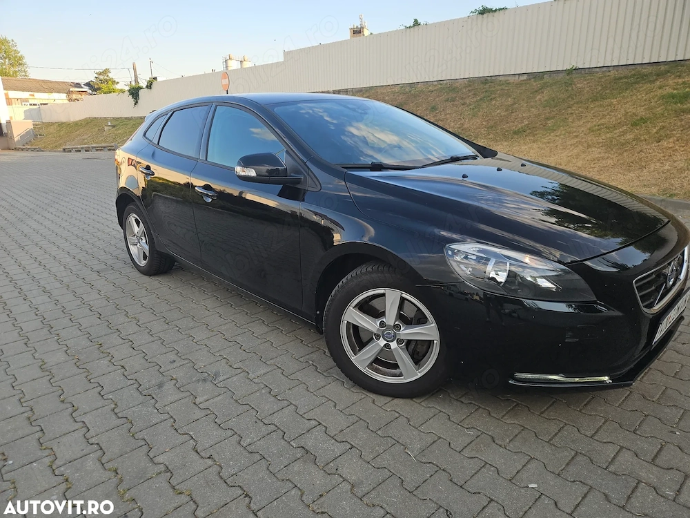Volvo V40 , 2016 , diesel , automata , 215.000km 
