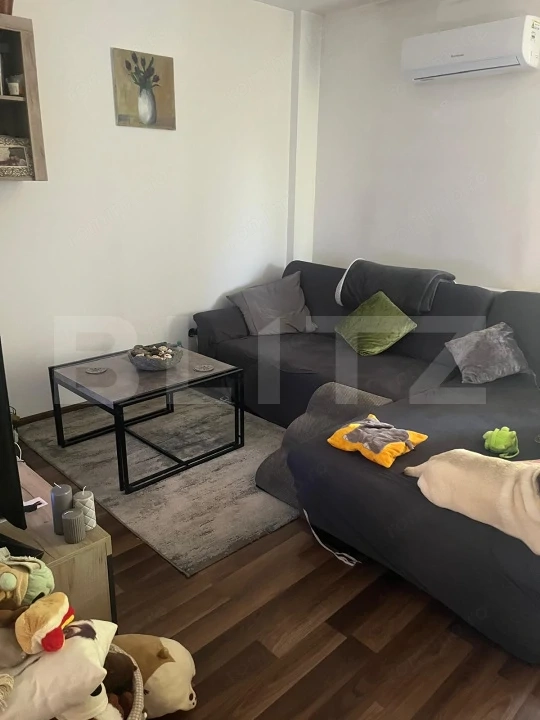 Apartament cu 3 camere, 59.40 mp, zona Eroilor