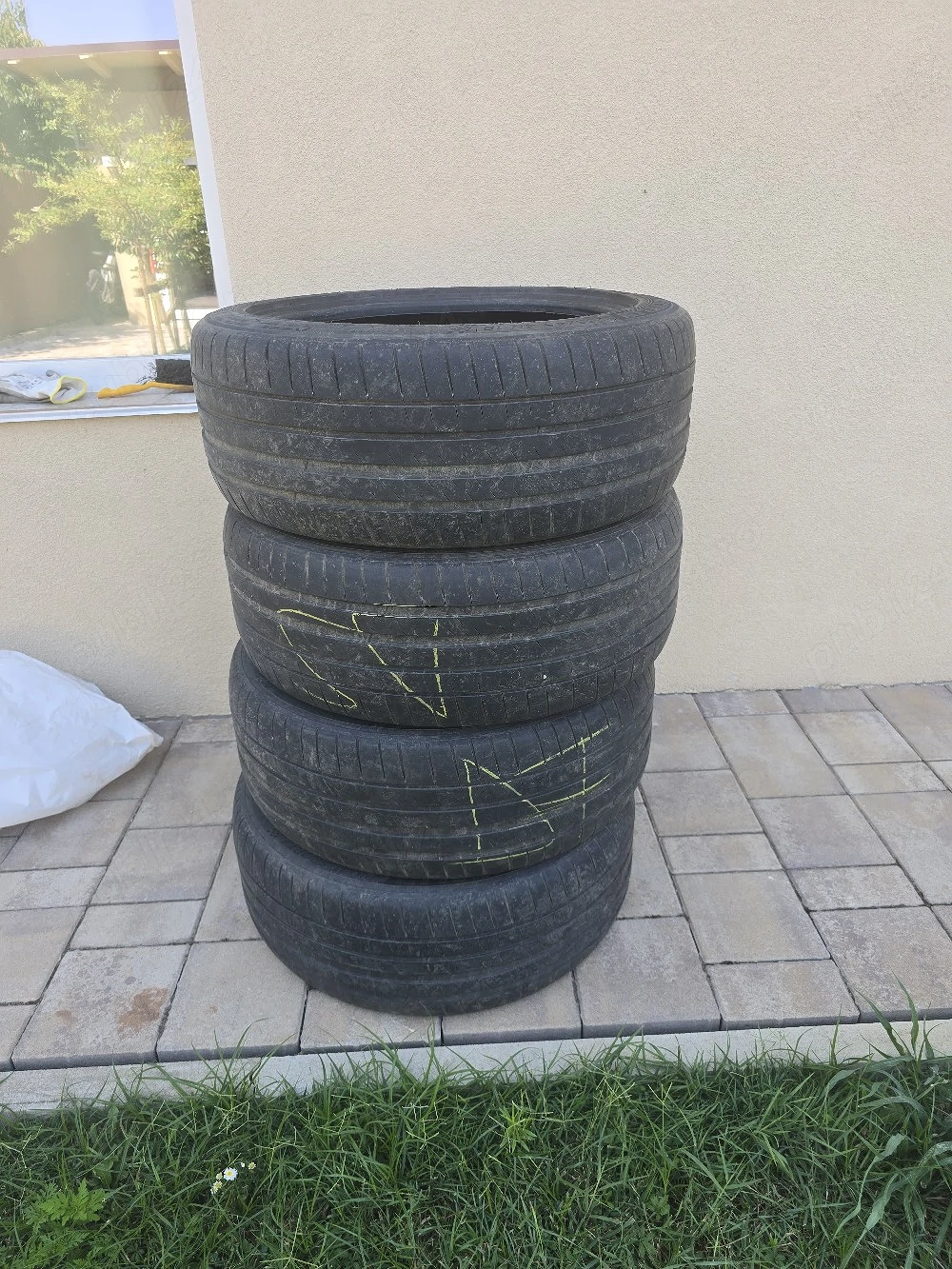 Anvelope Vara Michelin PS 4 235/45/18