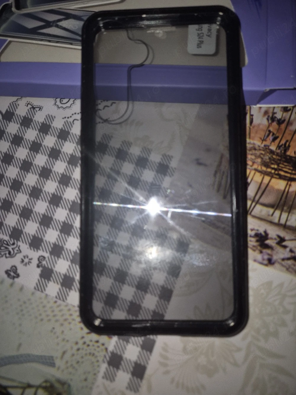 vînd husă magnetică S24+nouă