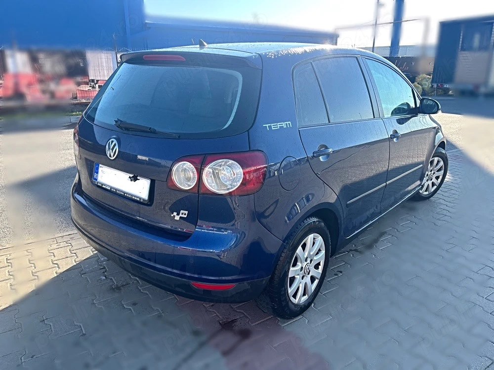 VW Golf 5 Plus Navgatie CarPlay Senzori park Pilot auto