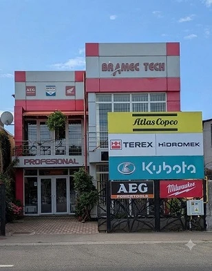 vand spatiul comercial