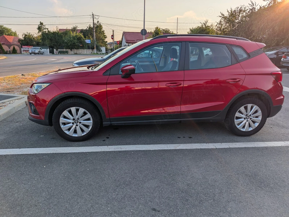 Seat Arona 2021 benzina, cutie viteze automata, rosu. 12000 pret fix.