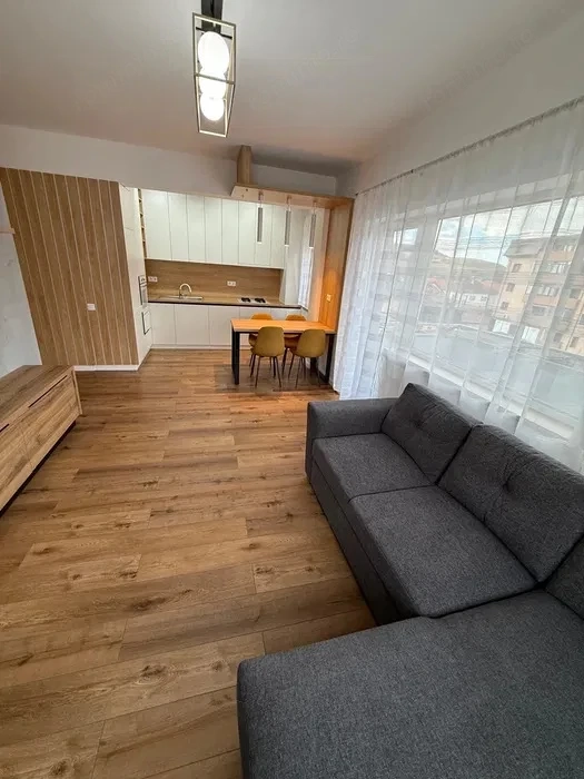 Apartament 2 camere la cheie, parcare, zona Primaria Baciu