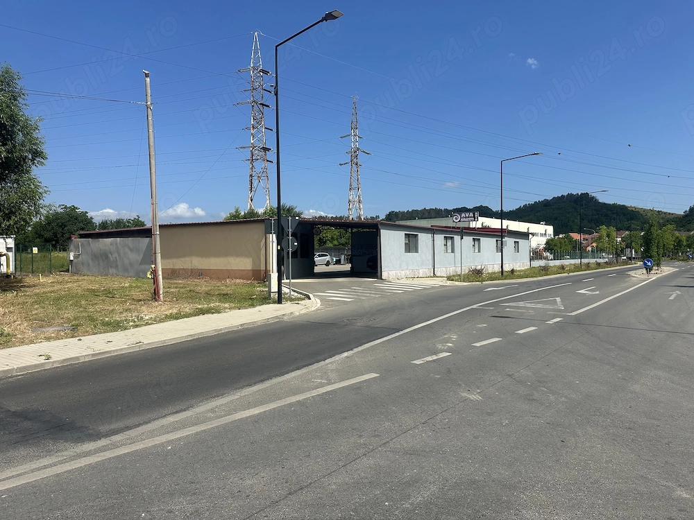 Teren cu constructii!