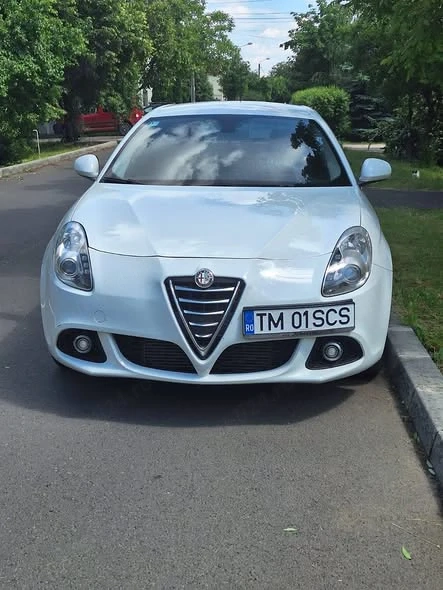 Vand Alfa Romeo Giulietta, 2.0 JTDm 1956 cm , 150CP, 380Nm, DNA, full piele Cognac!